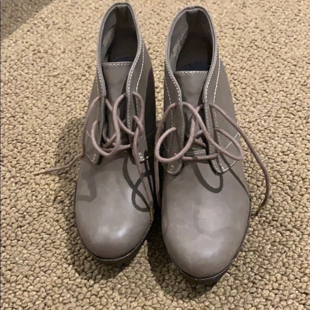 Wedge boots! - Picture 2 of 2